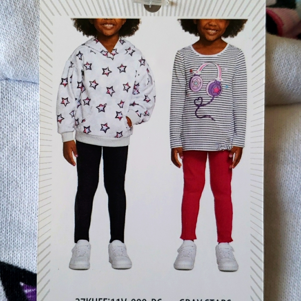 5T NWT Girls 4 piece outfit 😍